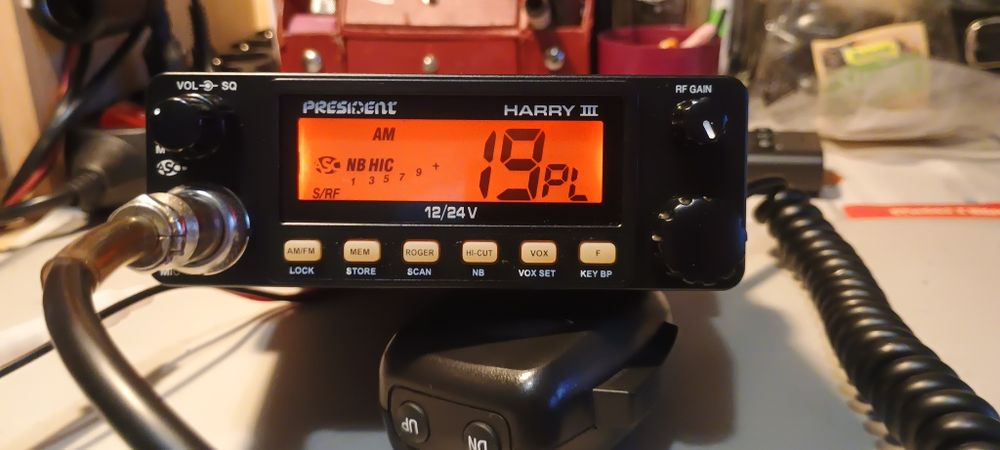 Cb radio president Harry 3-12/24volt