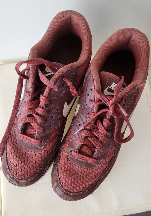 Sapatilhas NIKE-Air MAX (42.5 - 9) usadas