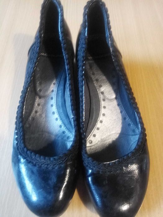 Czółenka czarne Vegabond