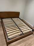Cama em Nogueira 160x200cm
