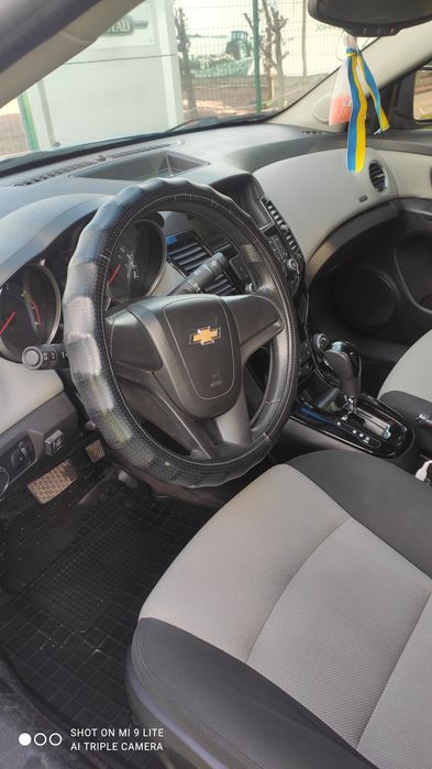 Chevrolet Cruze 2011 року