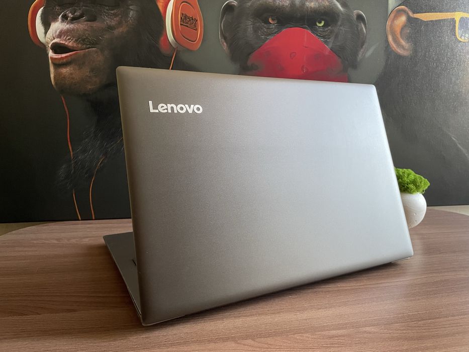 Игровой ноутбук Lenovo/FHD IPS/i7-7500/8GB/SSD+1TB/GeForce GT940mx 2GB