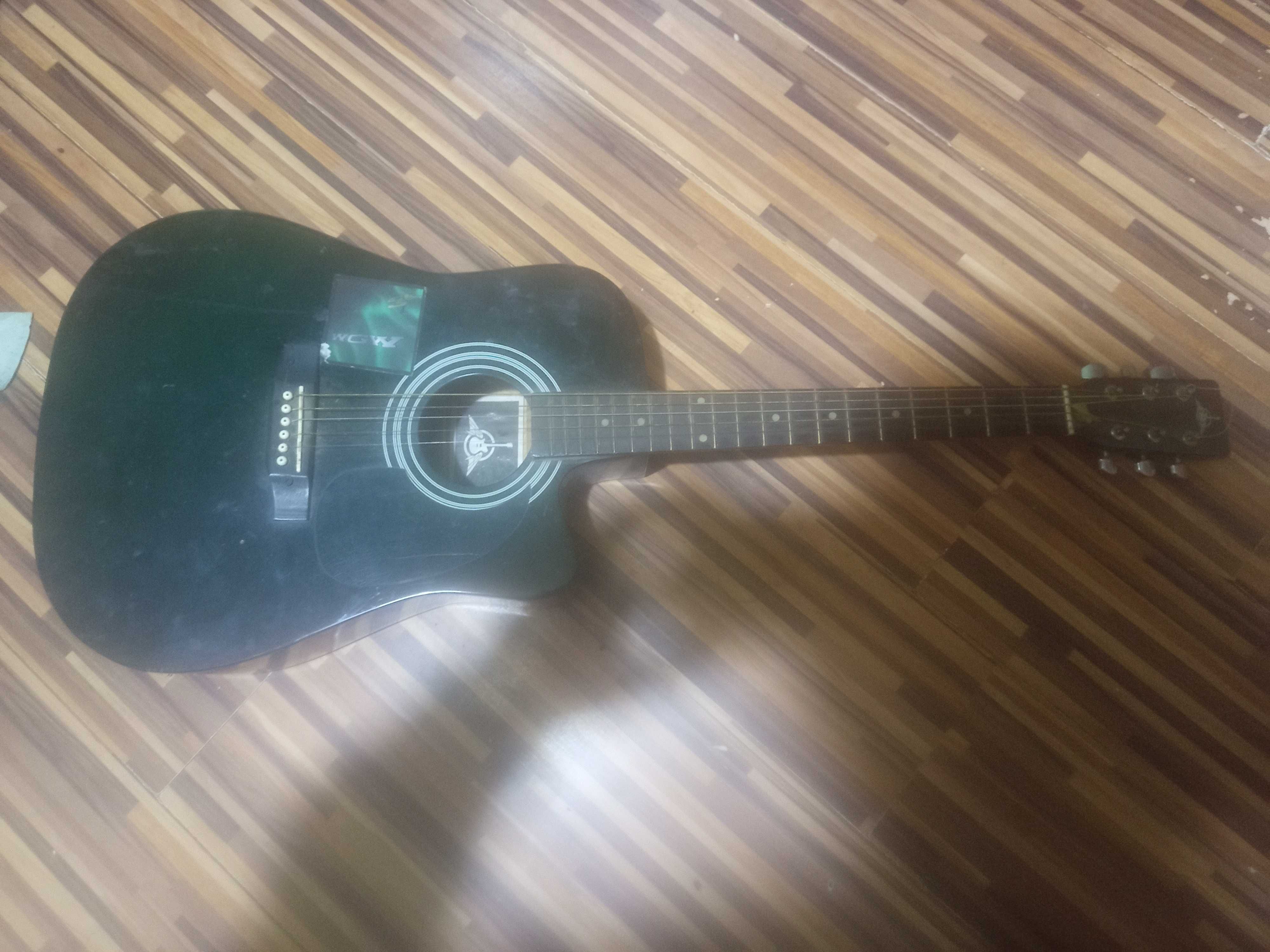 Sprzedam gitarę tanio