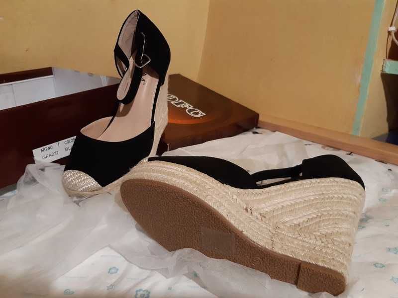 buty eleganckie na koturnie r. 40 NOWE  damskie sandały na lato