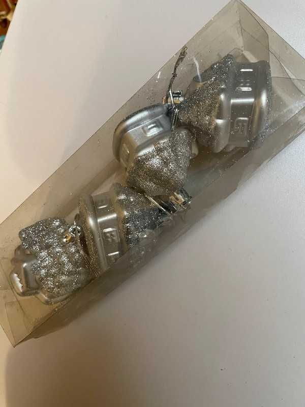 Bombki domek brokat srebrne plastikowe 4 sztuki
