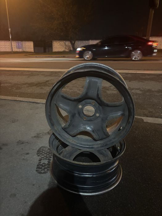 Продам Диски Металеві R16, 4/100 Renault