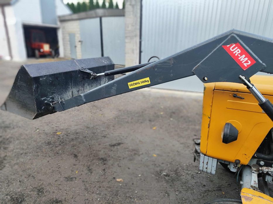 Ursus c-360 z ładowaczem tur i łyżką