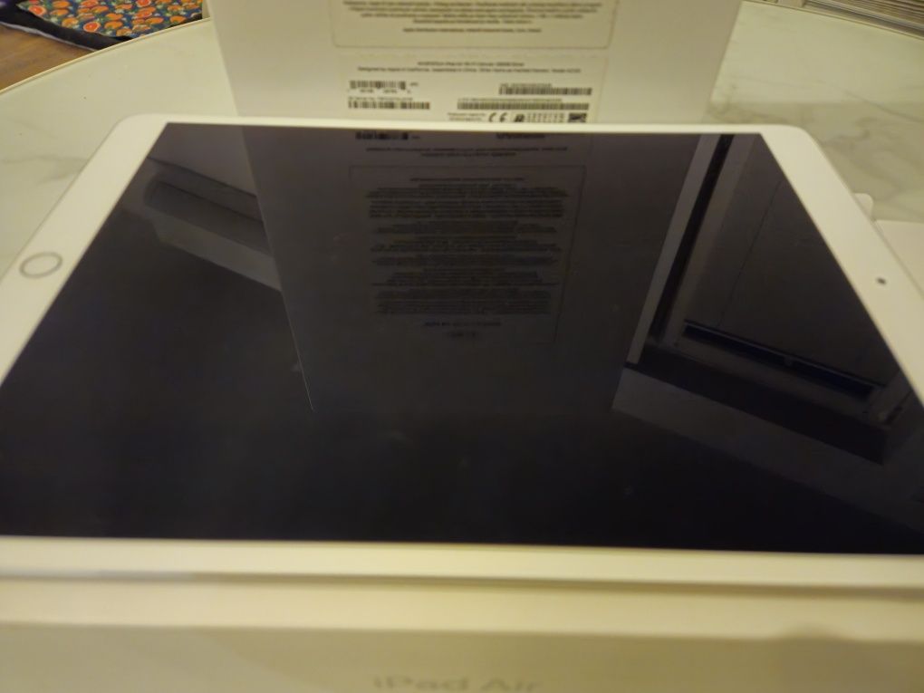 Apple iPad Air 3 gen. 256 GB (2019) 10.5 WiFi + LTE Silver
