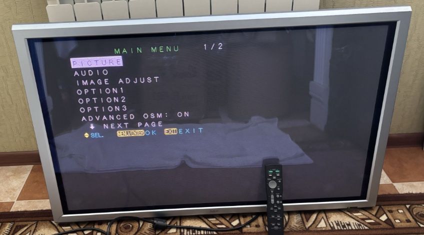 Великий Телевізор монітор NEC PX-42VM5W в зв'язку з переїздом