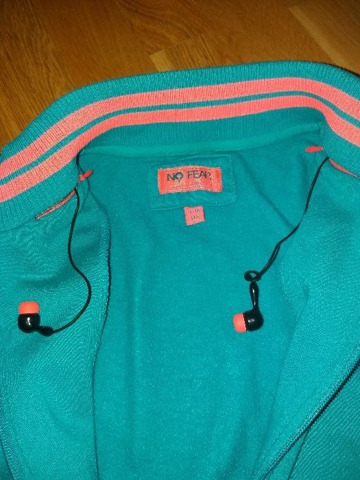 Bluza No Fear ze słuchawkami ok 9-10 lat