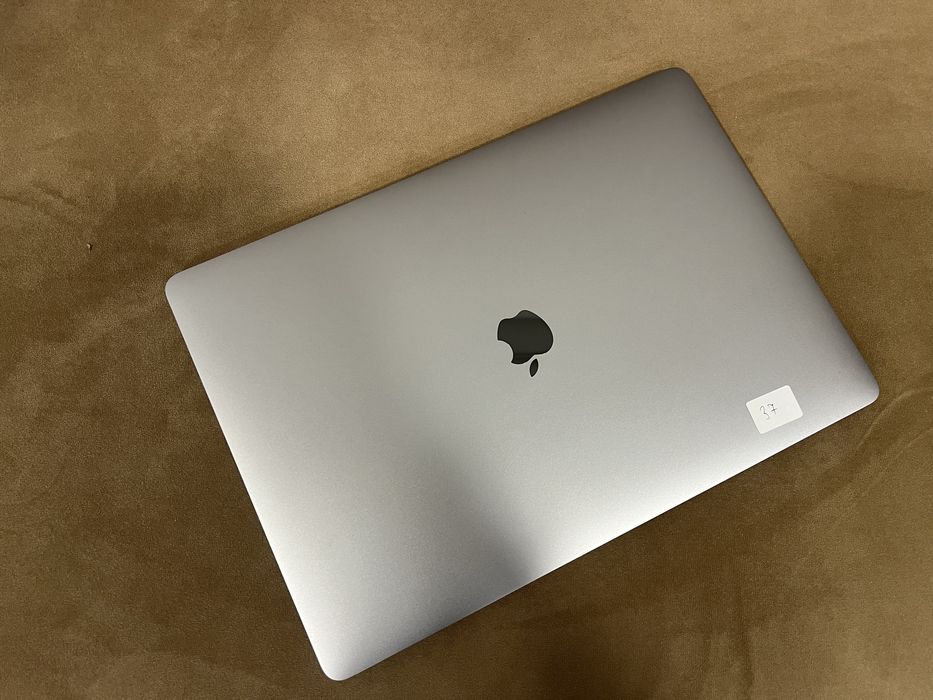 Macbook Pro 2019 16’ i9 32/1TB 8GB GPU