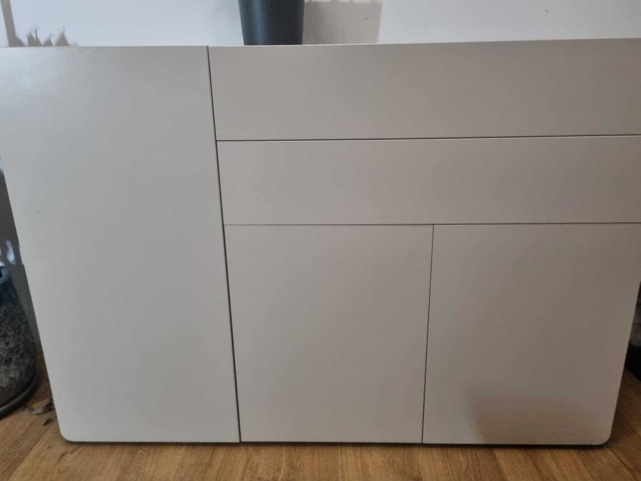 Sprzedam zestaw używanych mebli młodzieżowych firmy VOX