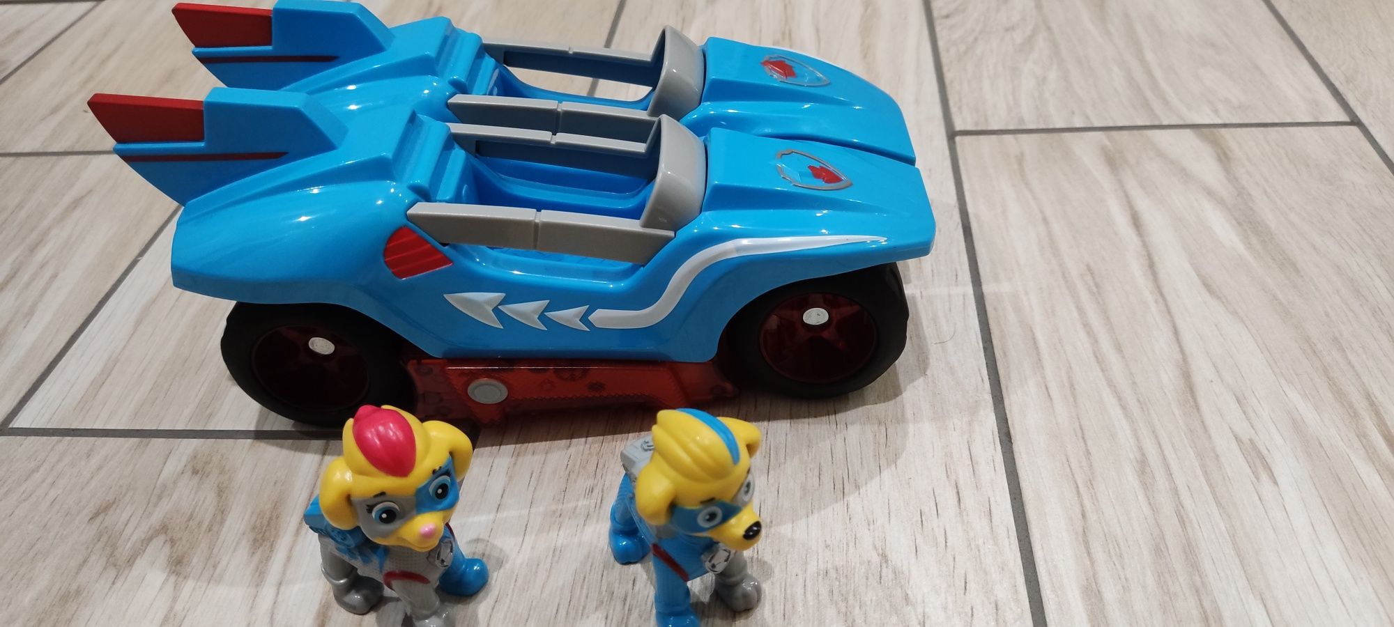 Игровой набор Paw Patrol Мегащенки Щенки-близнецы в спасительном автом