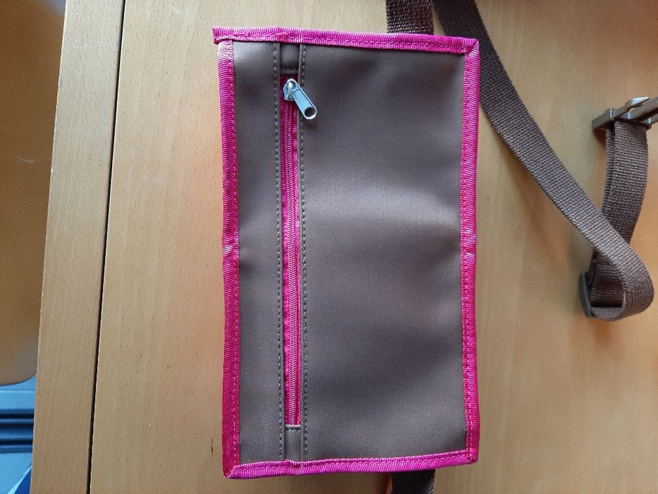 Mala de pôr à cintura