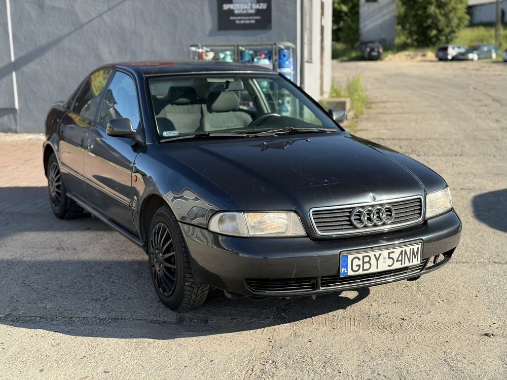 Audi A4 B5 1.8 B 125KM