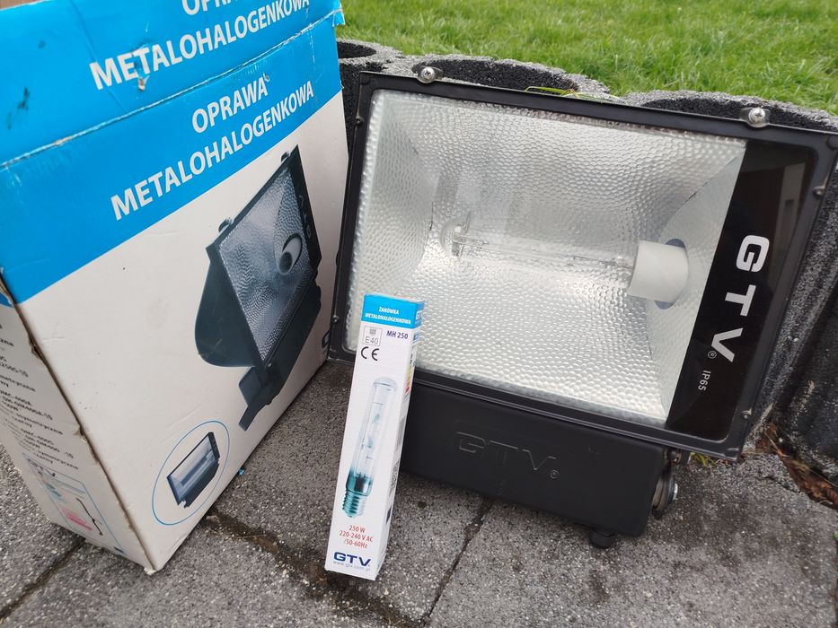 Halogen Zewnętrzny