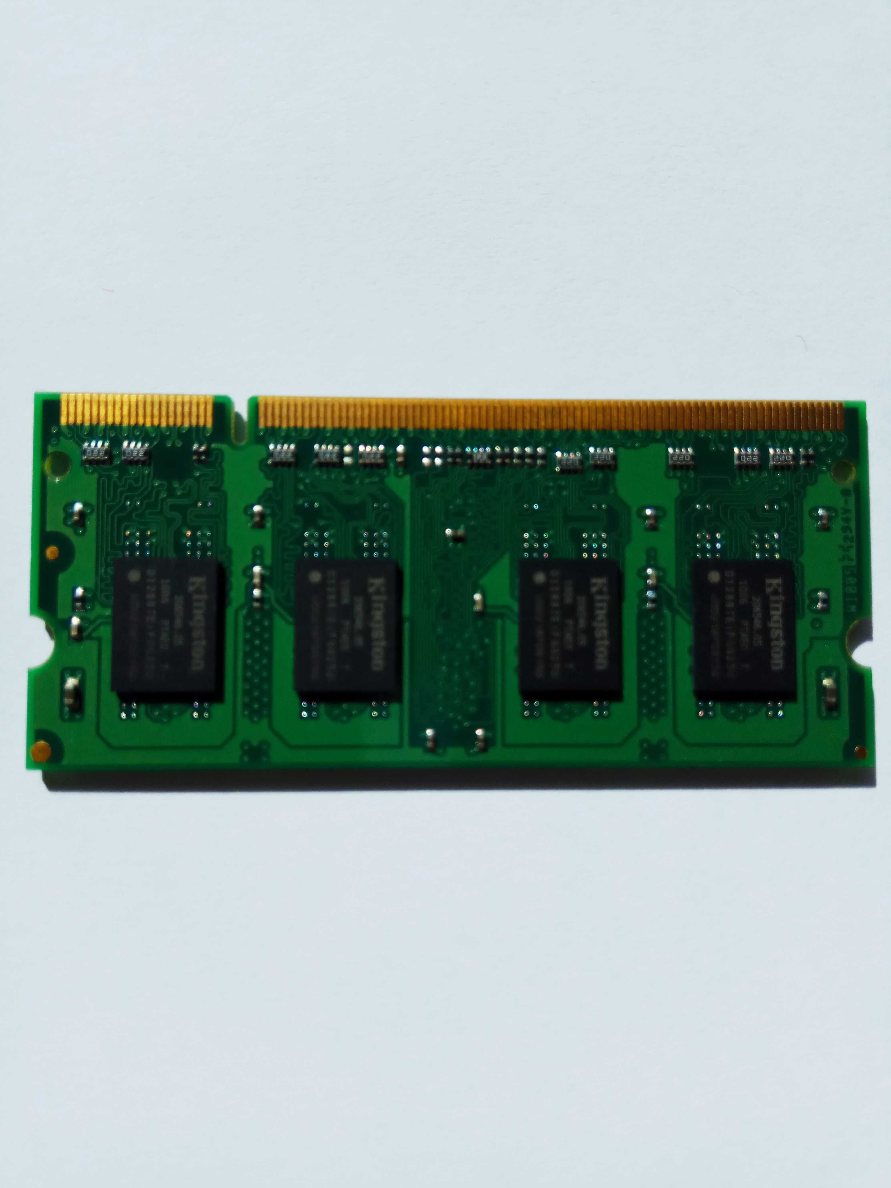 Оперативная память фирма Kingston на 1 GB