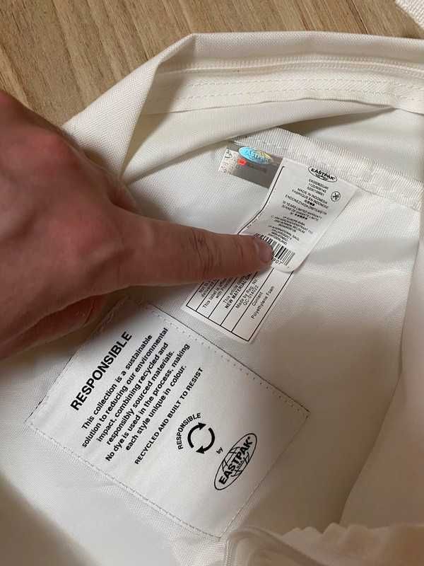 Nowy biały plecak Eastpak