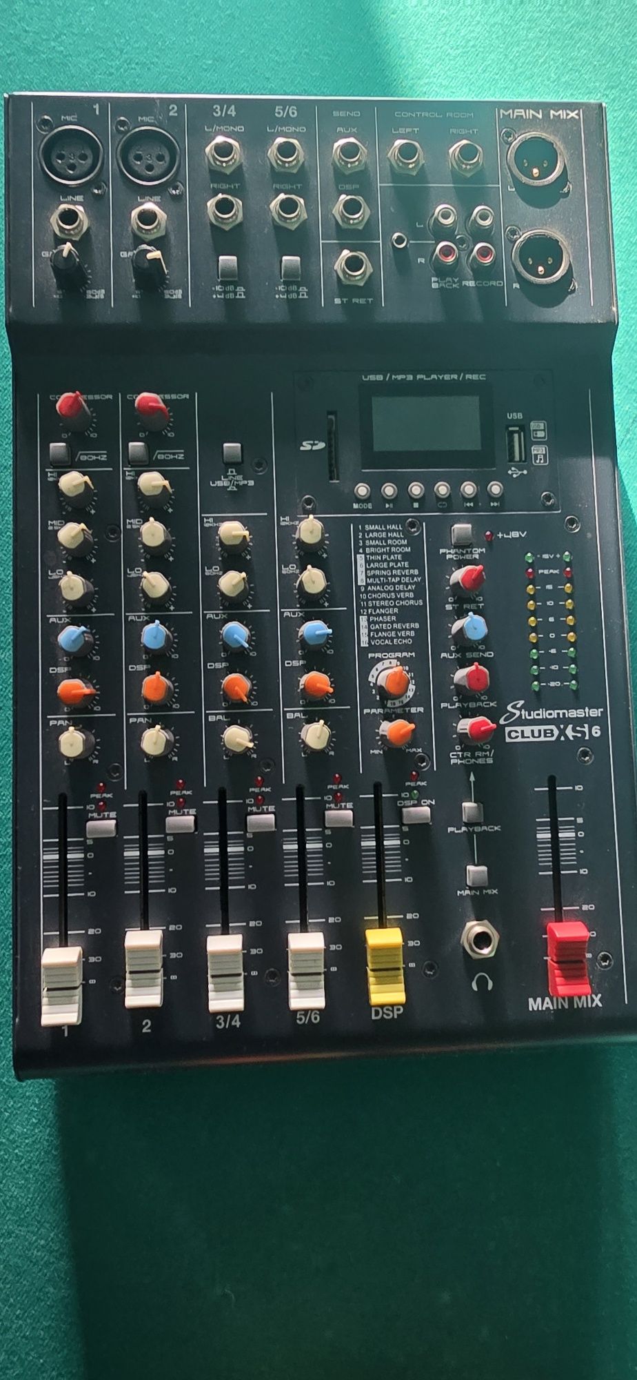 Studio master club