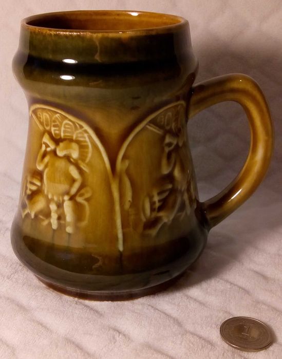 Porcelanowy szkliwiony Kufel brązowy 0,52L (12,5cm) (Szkło)