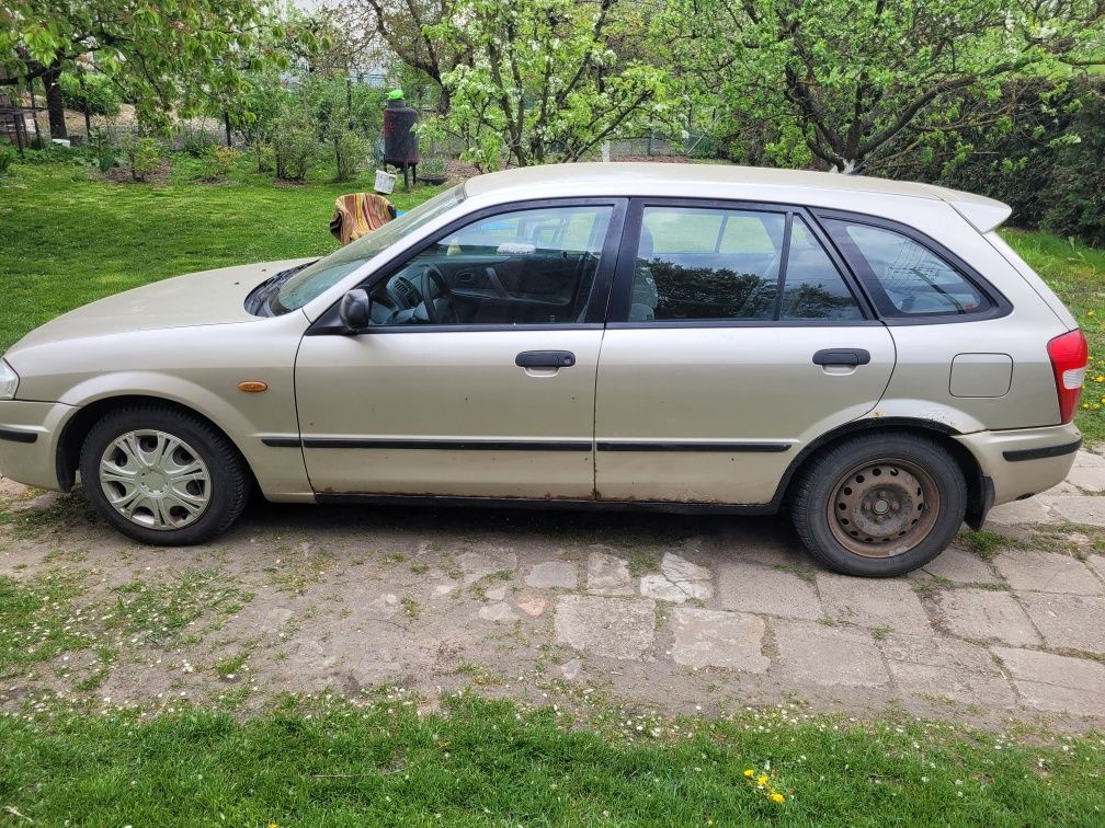 Mazda 323F 1.5 benzyna+gaz