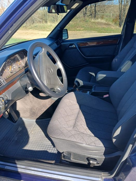 Мерс 124 в нормальном состоянии