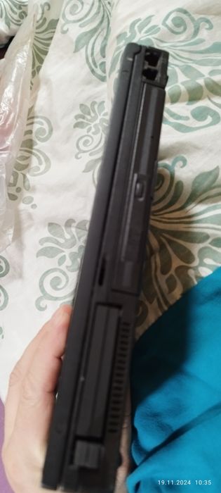 Продам ноутбук Compaq armada700