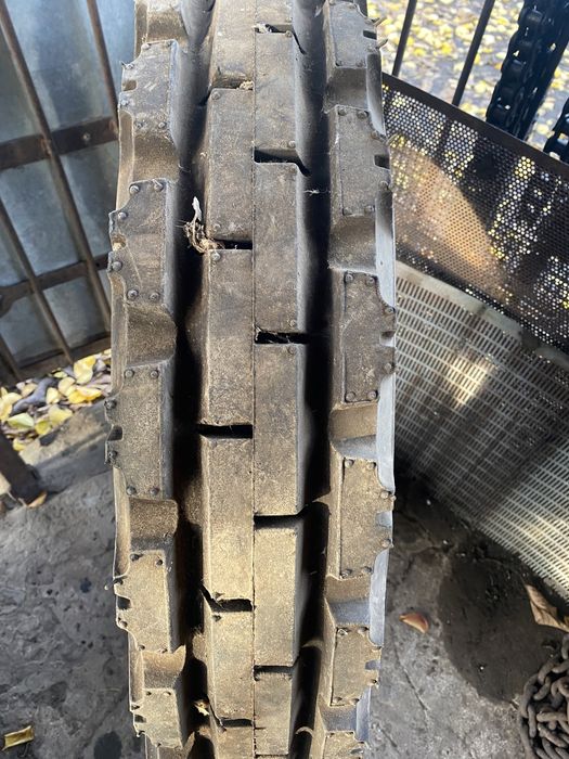 Переднє колесо на трактор юмз, мтз