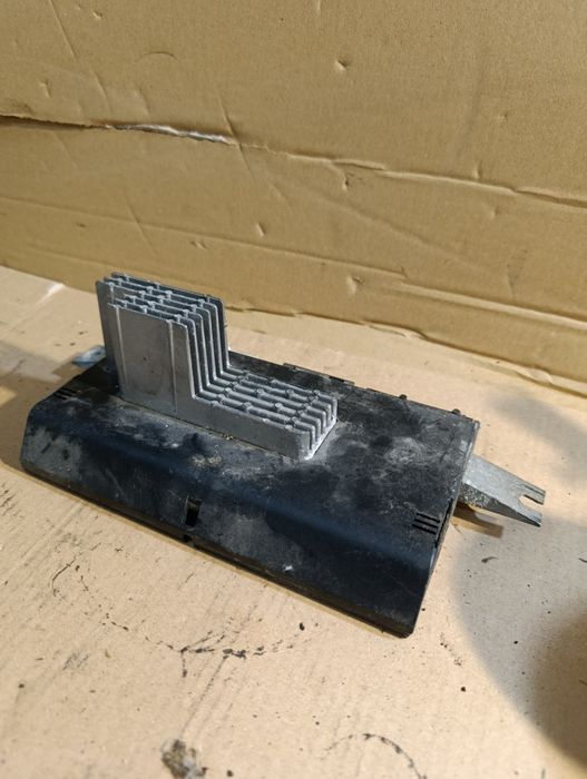 BMW E38 - moduł świateł Xenon