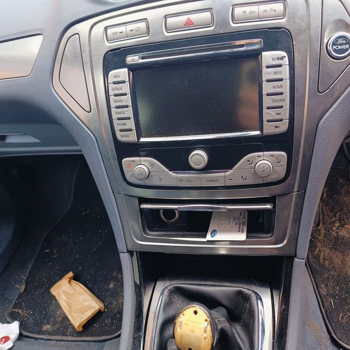 Ford Mondeo mk4 2.2tdci lakier G6 na części