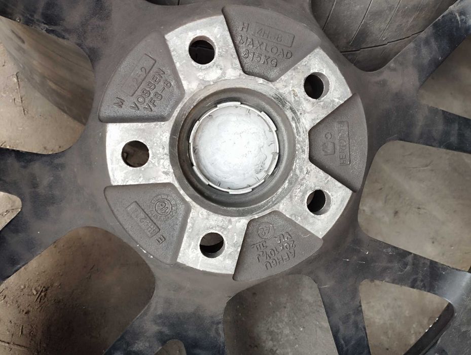 5x114,3 r20 Vossen разноширокие диски оригинал