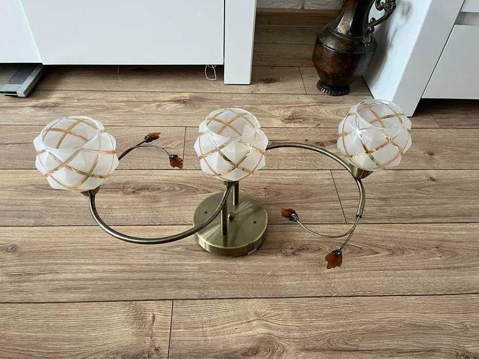 Lampa wisząca sufitowa do salonu sypialni z trzema kloszami