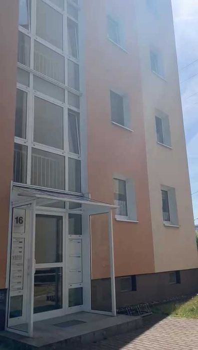 Продається своя 2 кімн. кв. у Німеччині (01587 Riesa)