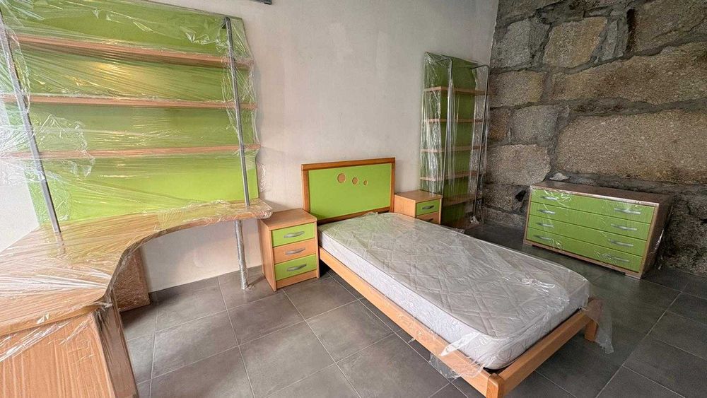 Mobília completa de quarto infantil / adolescente