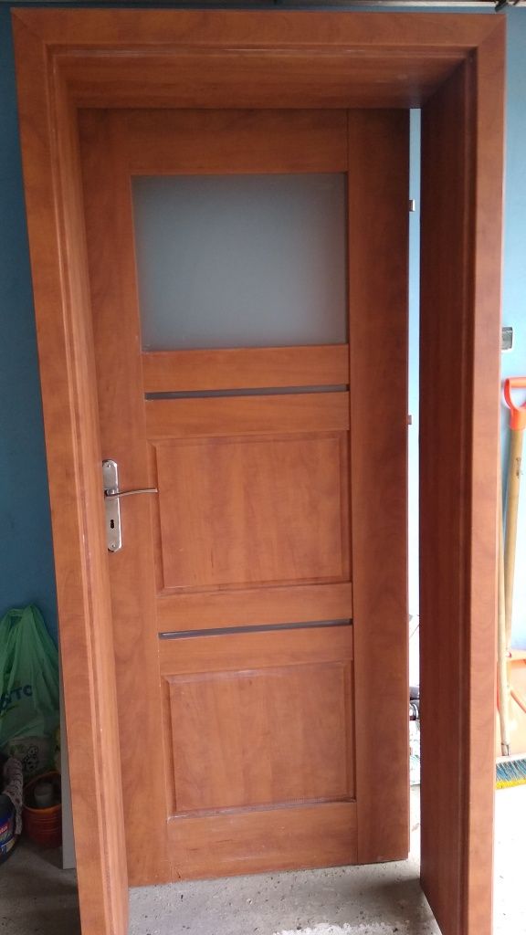 Drzwi wewnętrzne DRE na otwór 90 cm.