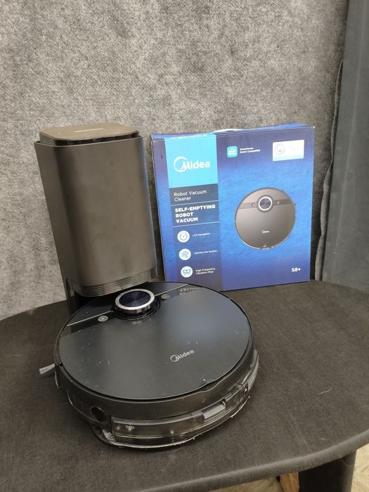 Робот пилосос midea s8+