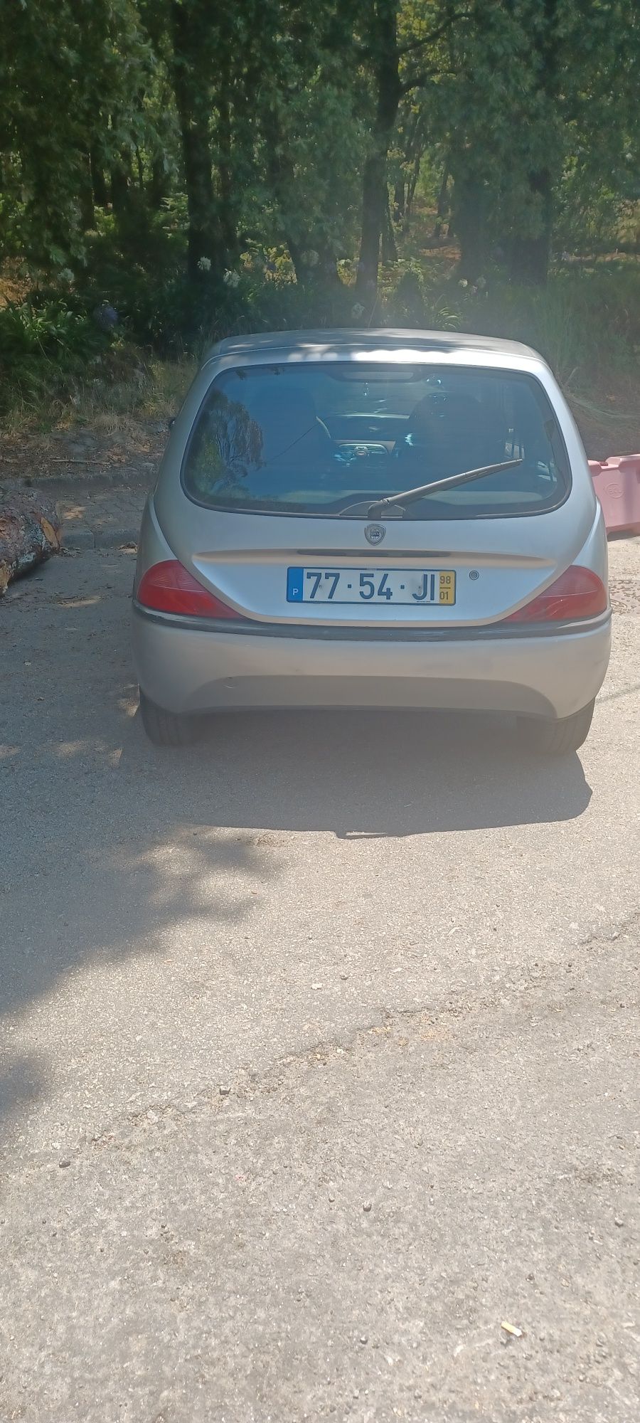 Boas carro muito bom negociável