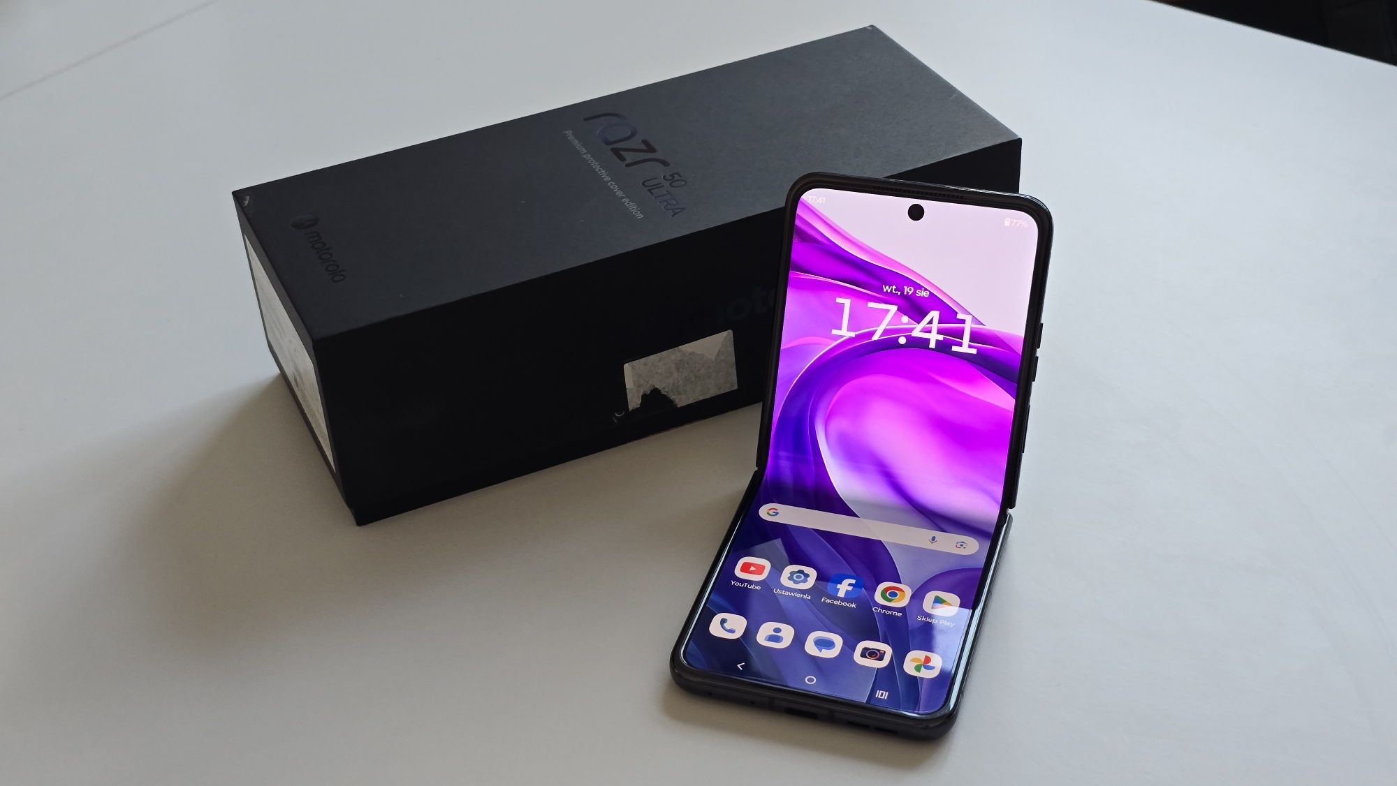 Motorola RAZR 50 Ultra 12/512GB 5G granatowa | jak nowa | gwarancja