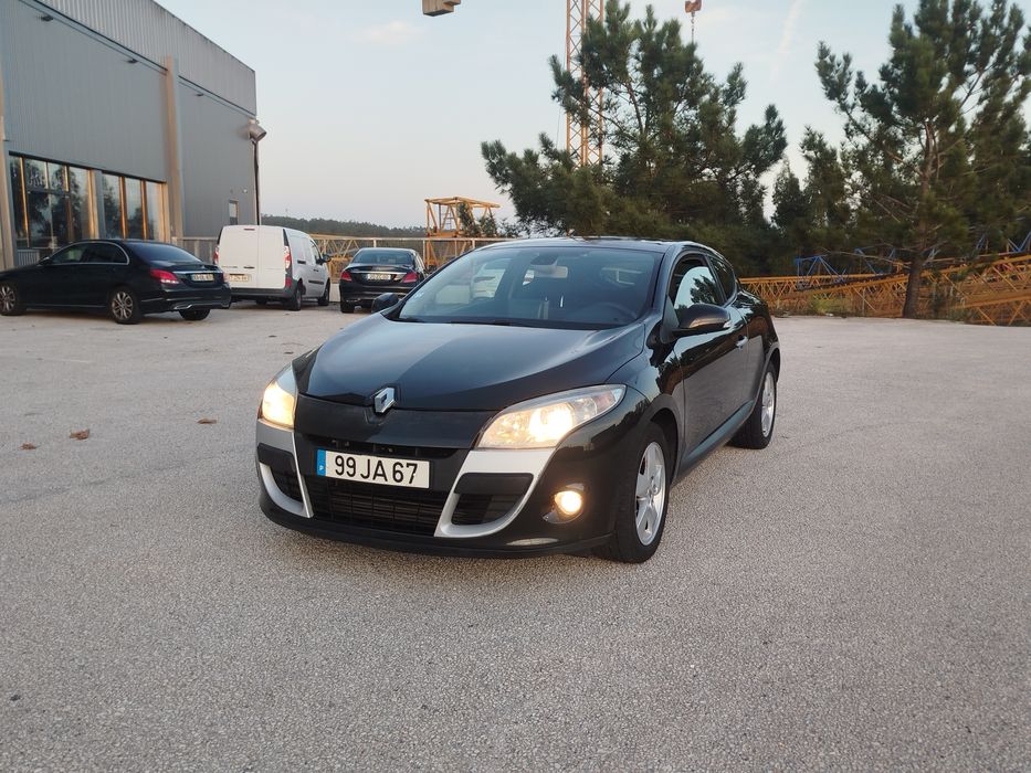 Renault Megane coupe 1.5 DCI 5 lugares