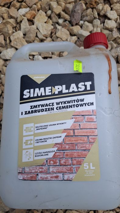 Zmywacz do wykwitów i zabrudzeń cementowych