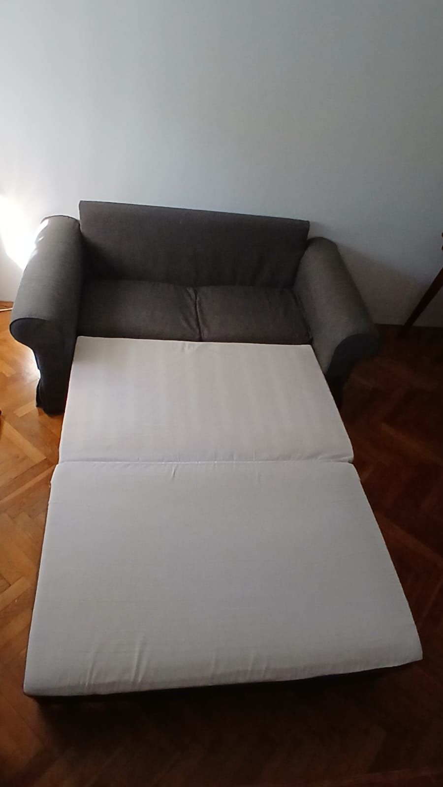 Sofa ikea rozkładana 2 osobowa1