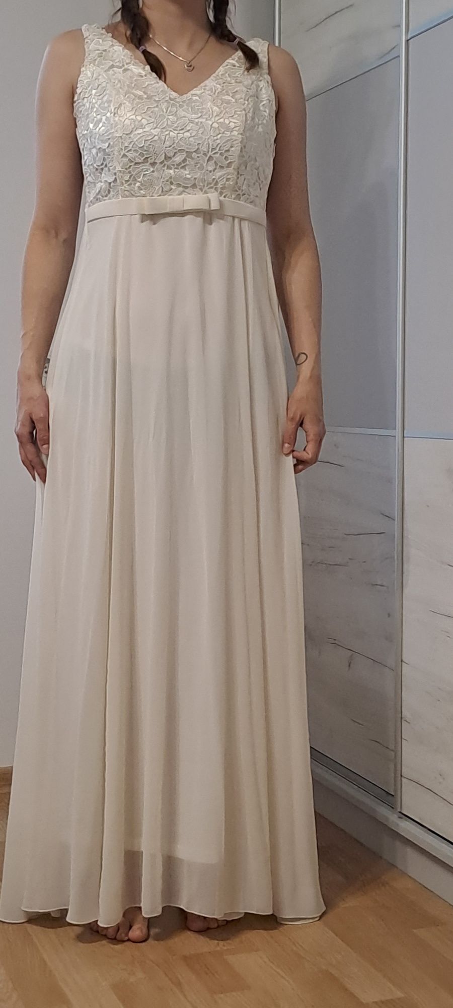 Długa sukienka kolor ecru rozmiar M