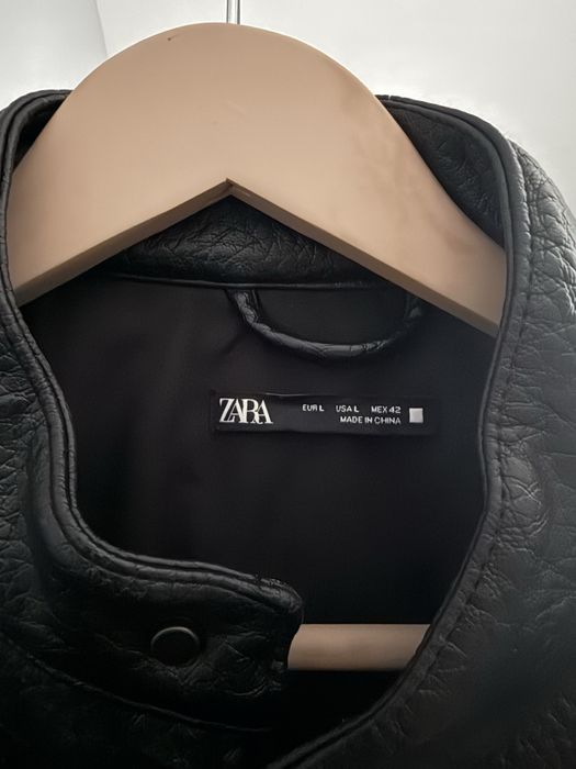 Байкерська куртка зі штучної шкіри , розмір l