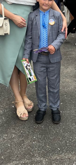 Костюм нарядний на хлопчика