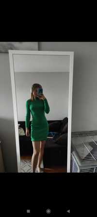 Zielona sukienka sweterkowa rozmiar S