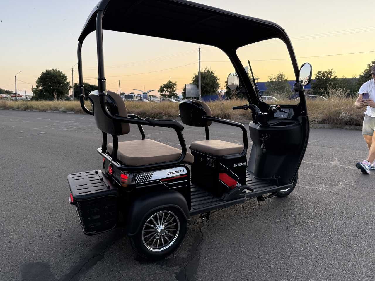 Crosser TR4- RD4 Рикша Трехколесный  Трицикл Електроскутер 800w/72v