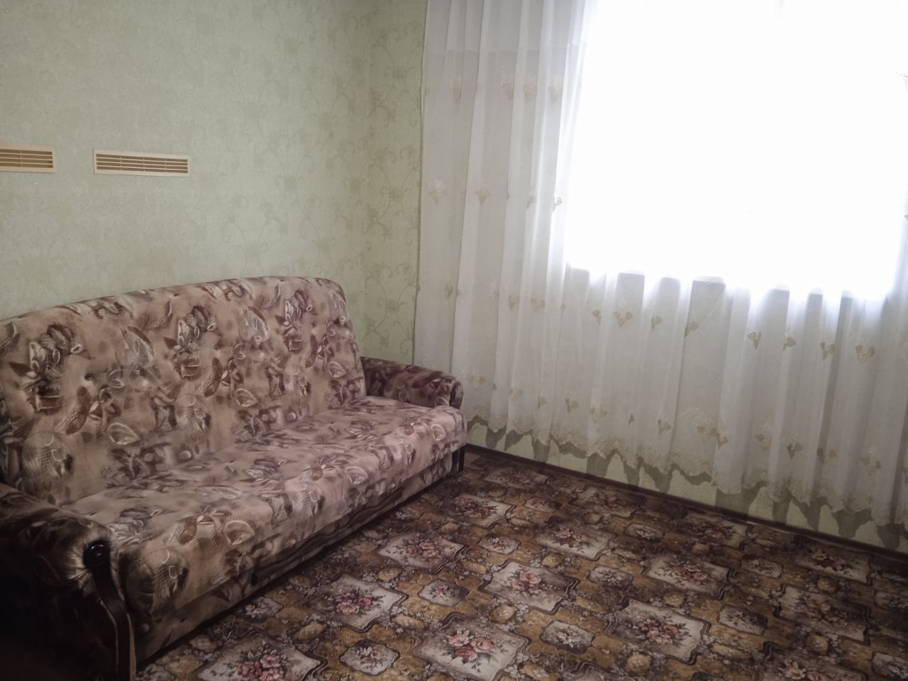 Продаж - житло в приватному секторі в центральній частині м. Самар