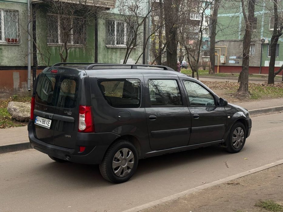 Продажа Dacia  Logan MCV 2008 г. 7 мест , 1.6 mpi .