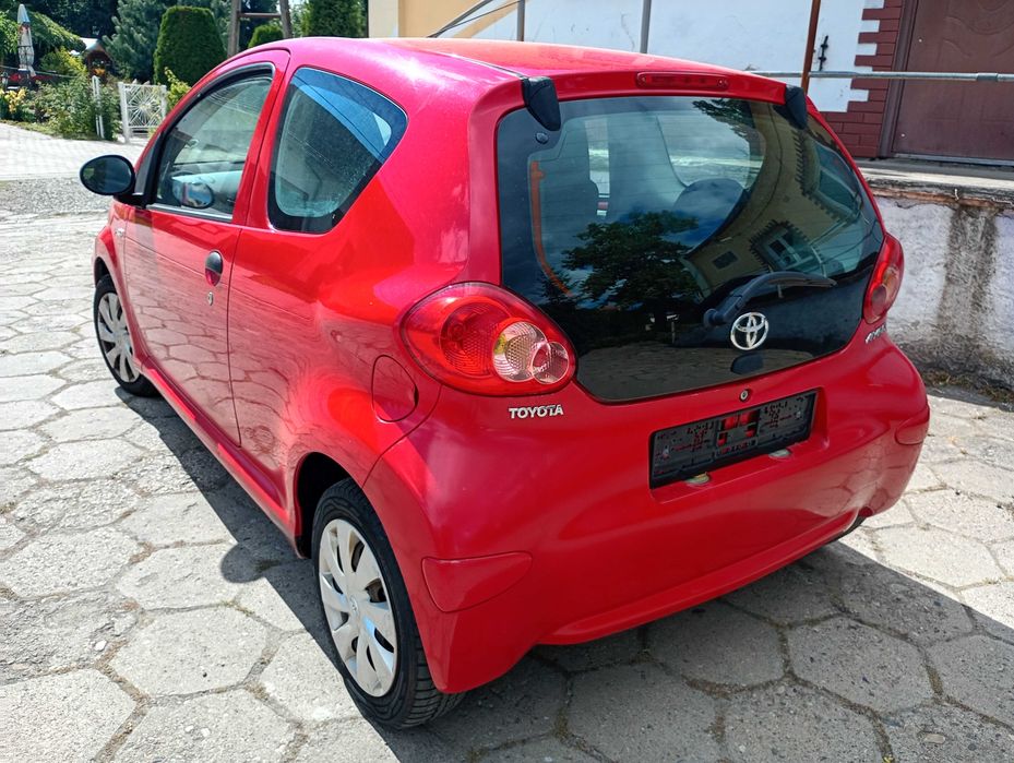 toyota aygo 1,0 cm benzyna 2008 stan b,dobry