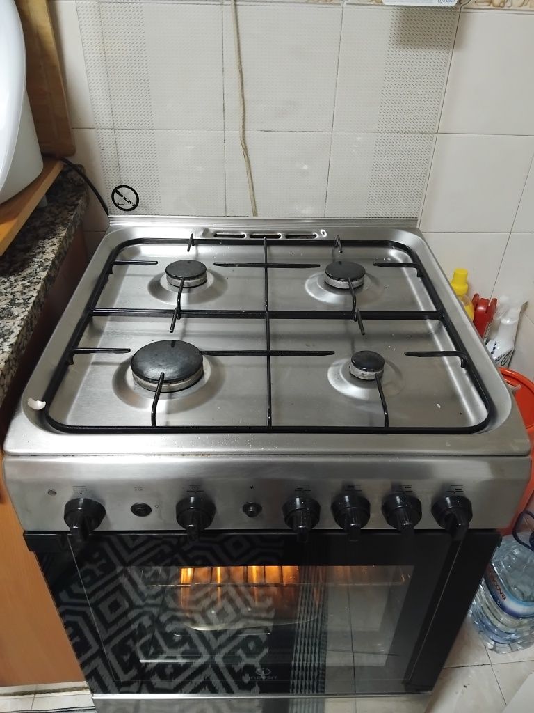 Instalação/reparações de aparelhos de gás